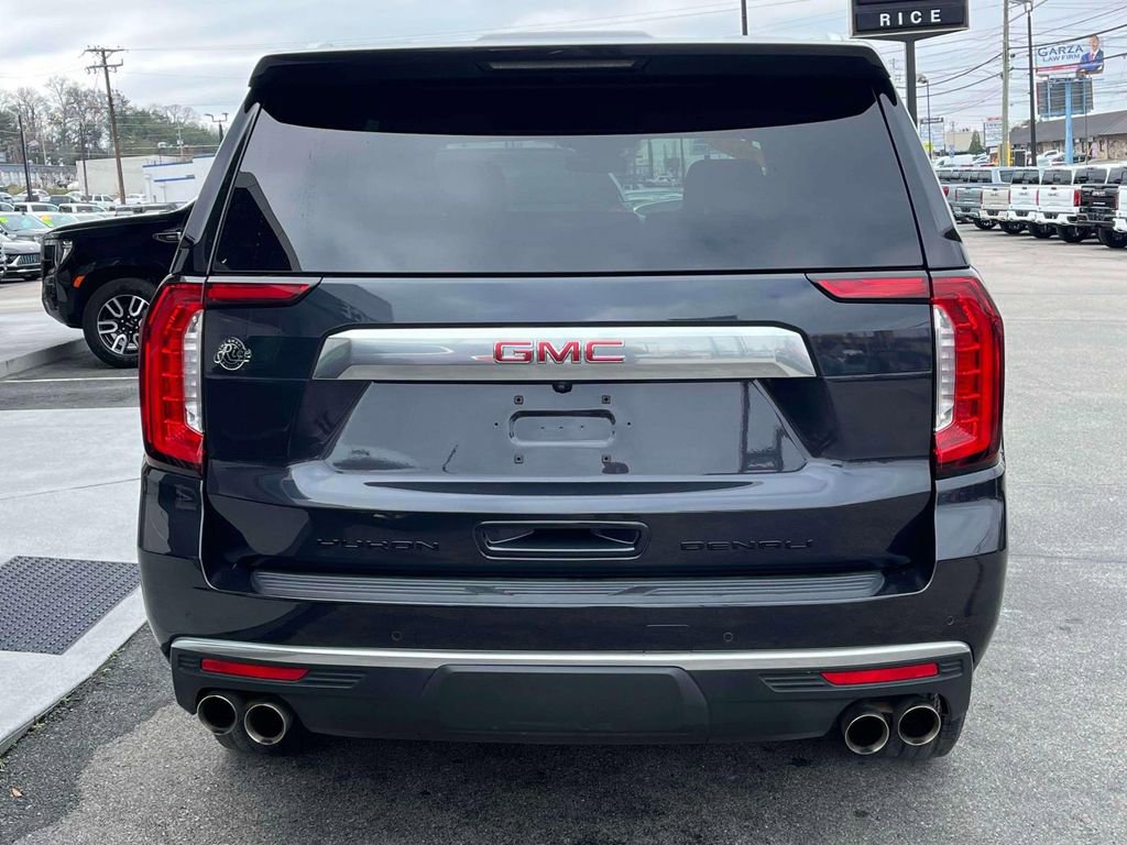 Used 2023 GMC Yukon Denali image 4