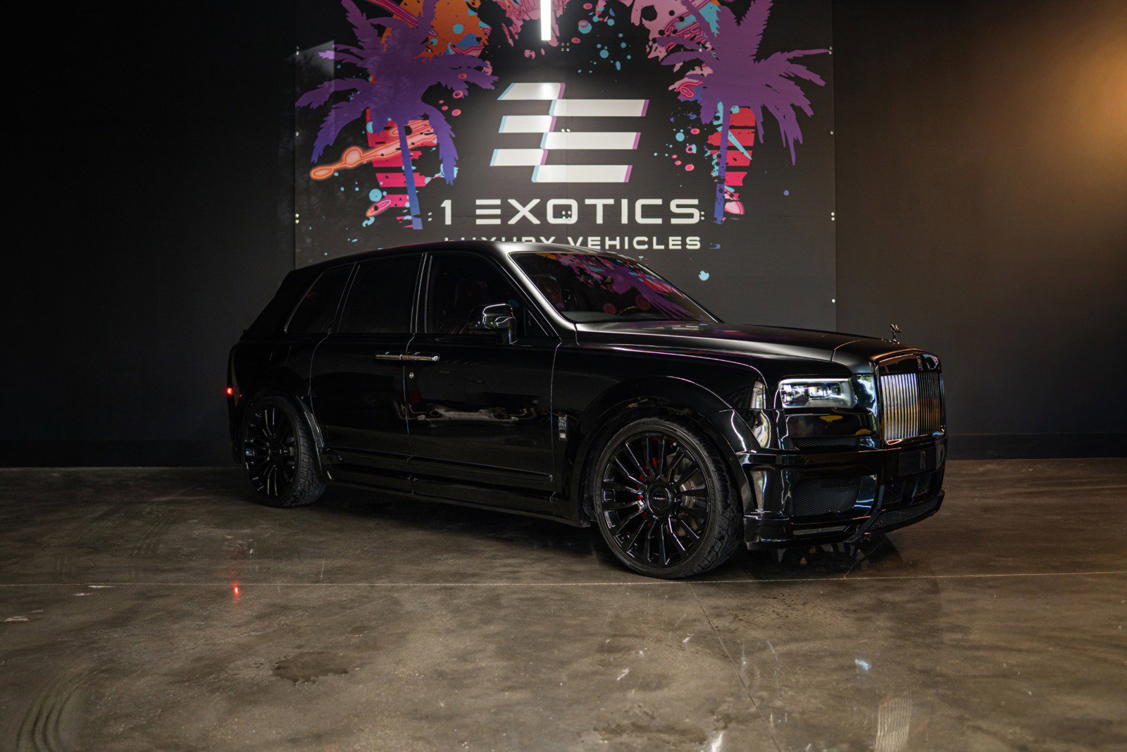 Used 2022 Rolls-Royce Cullinan Black Badge image 5