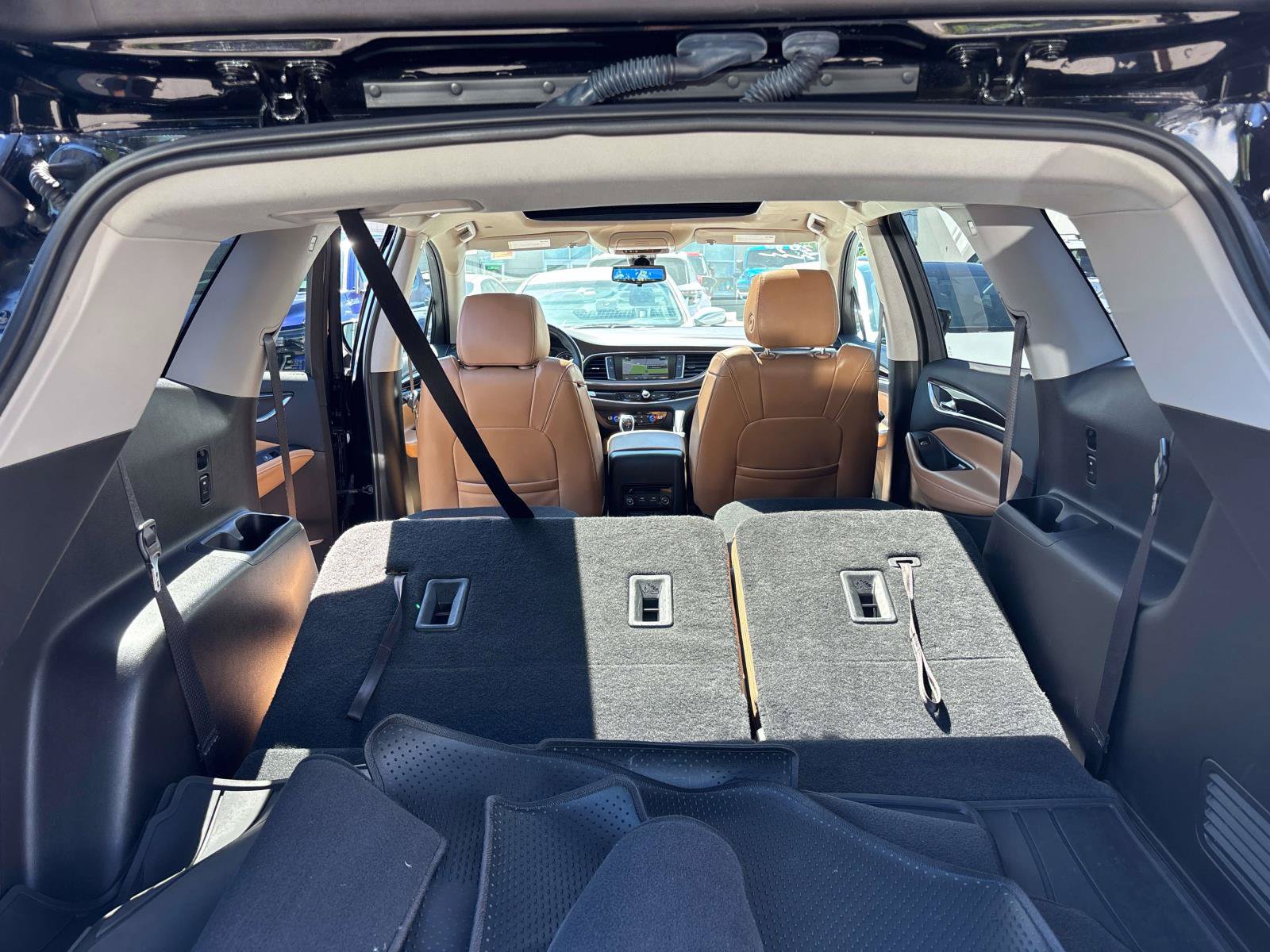 Used 2019 Buick Enclave Essence AWD/4WD image 16