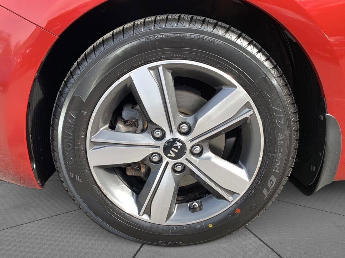 Used 2018 Kia Forte S FWD image 9