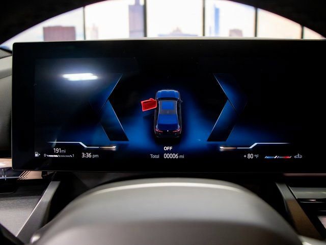 Used 2026 BMW 540i xDrive w/ Executive Package image 17