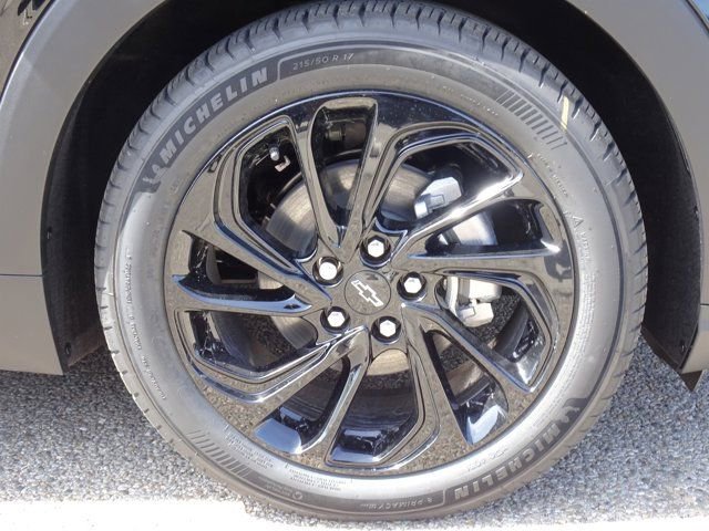 New 2027 Chevrolet Bolt RS FWD image 5