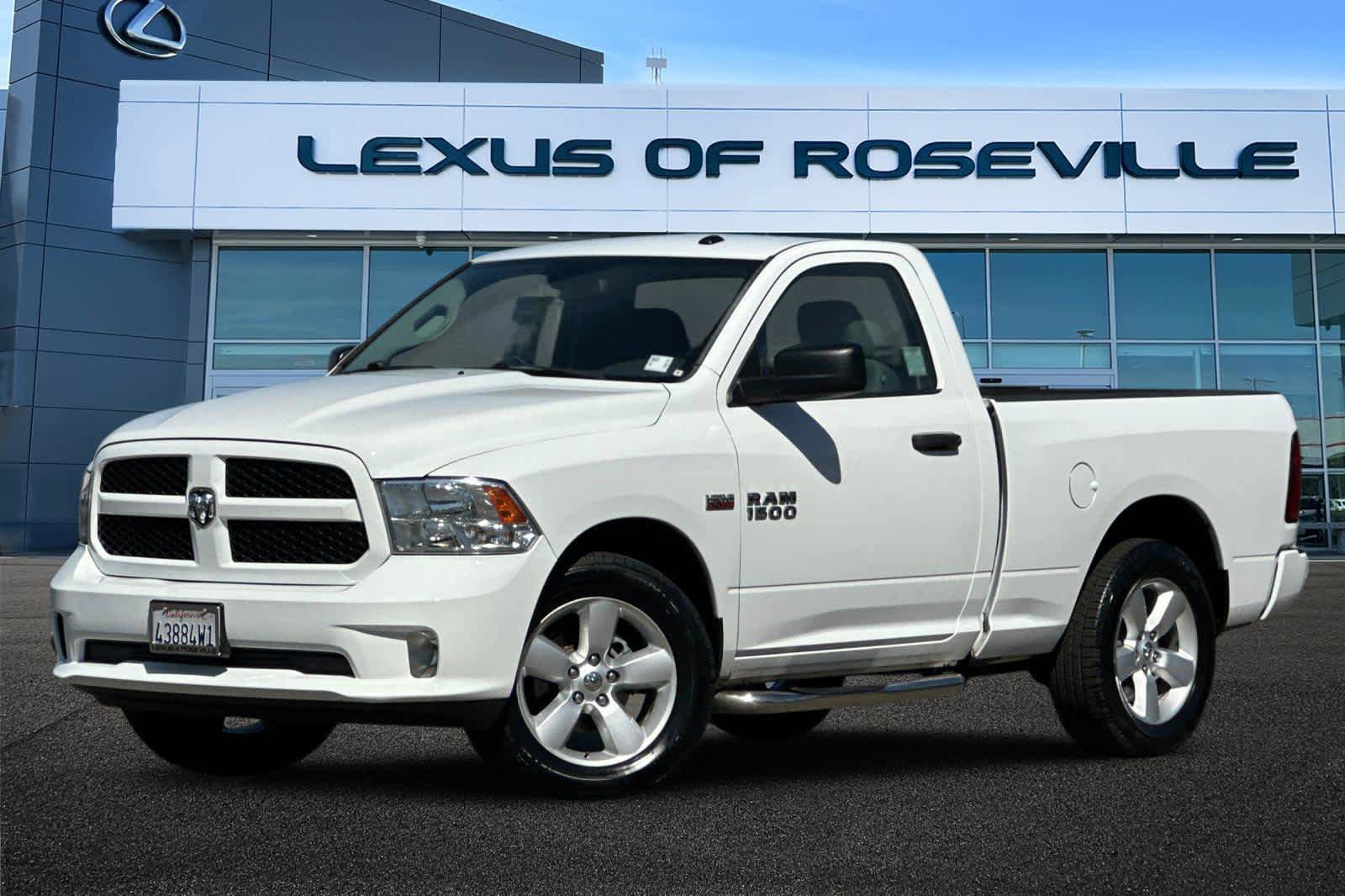 Used 2015 RAM 1500 Express RWD image 1