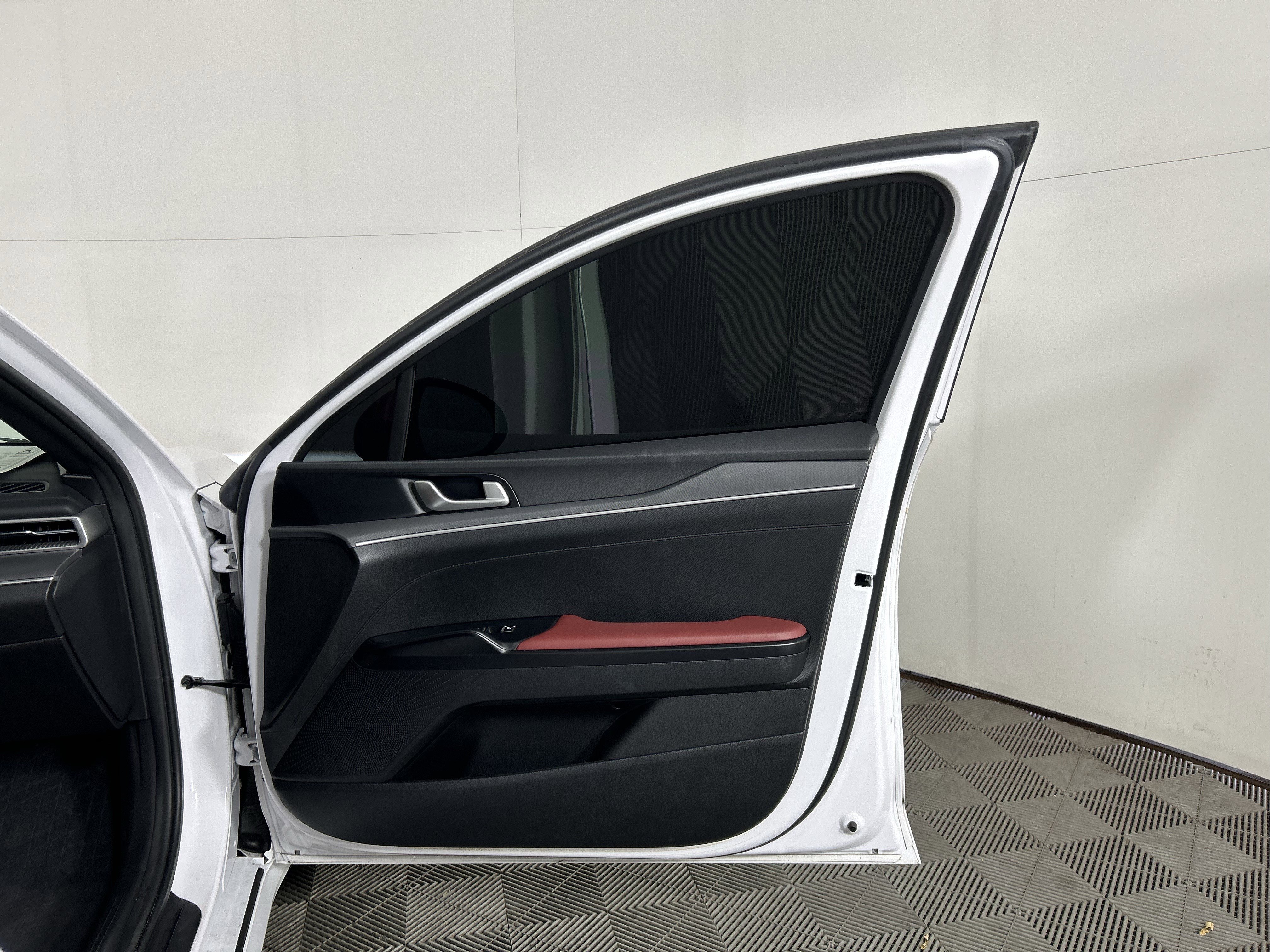 Used 2023 Kia K5 GT-Line image 41