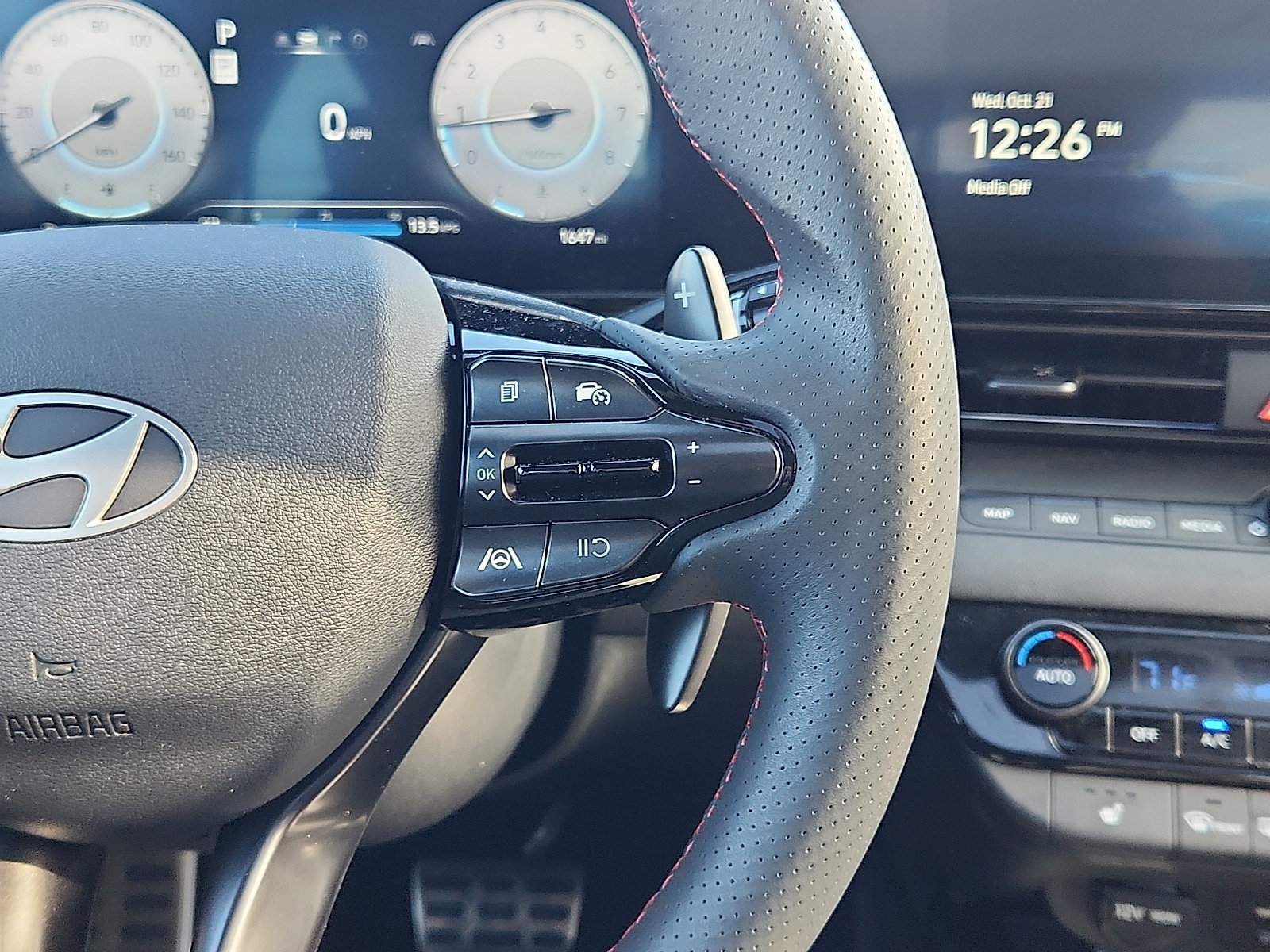 Certified 2025 Hyundai Elantra N Line FWD image 15