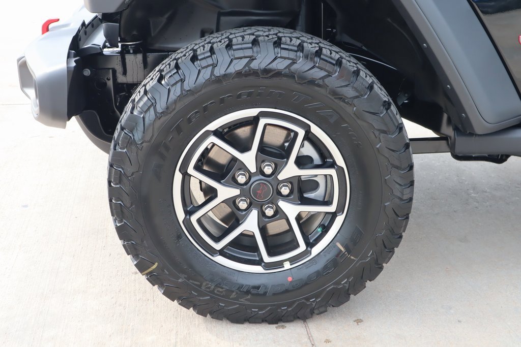 New 2025 Jeep Wrangler Unlimited Rubicon w/ Convenience Group image 17