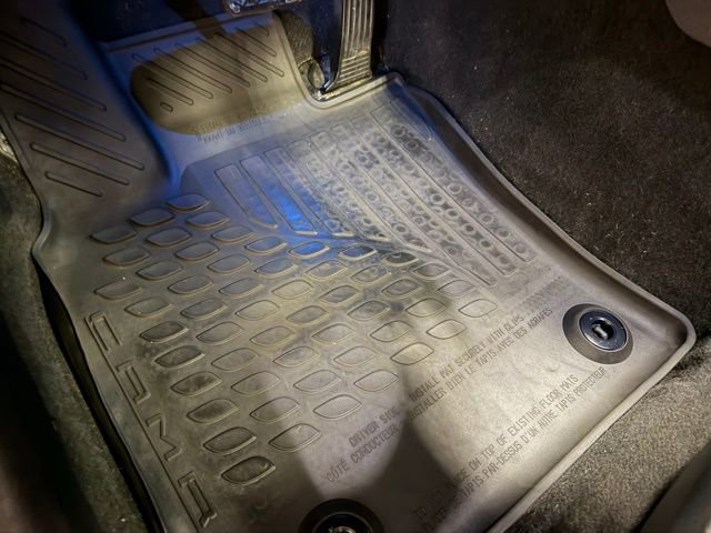 Used 2021 Toyota Camry XSE image 17