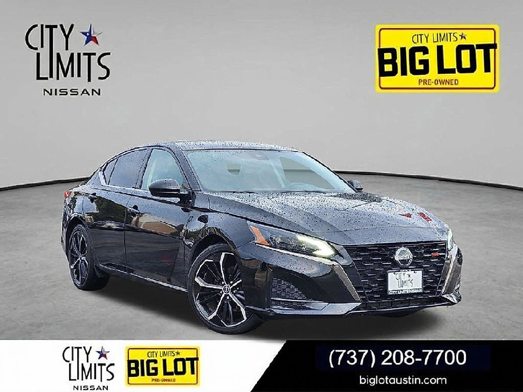 Used 2023 Nissan Altima 2.5 SR