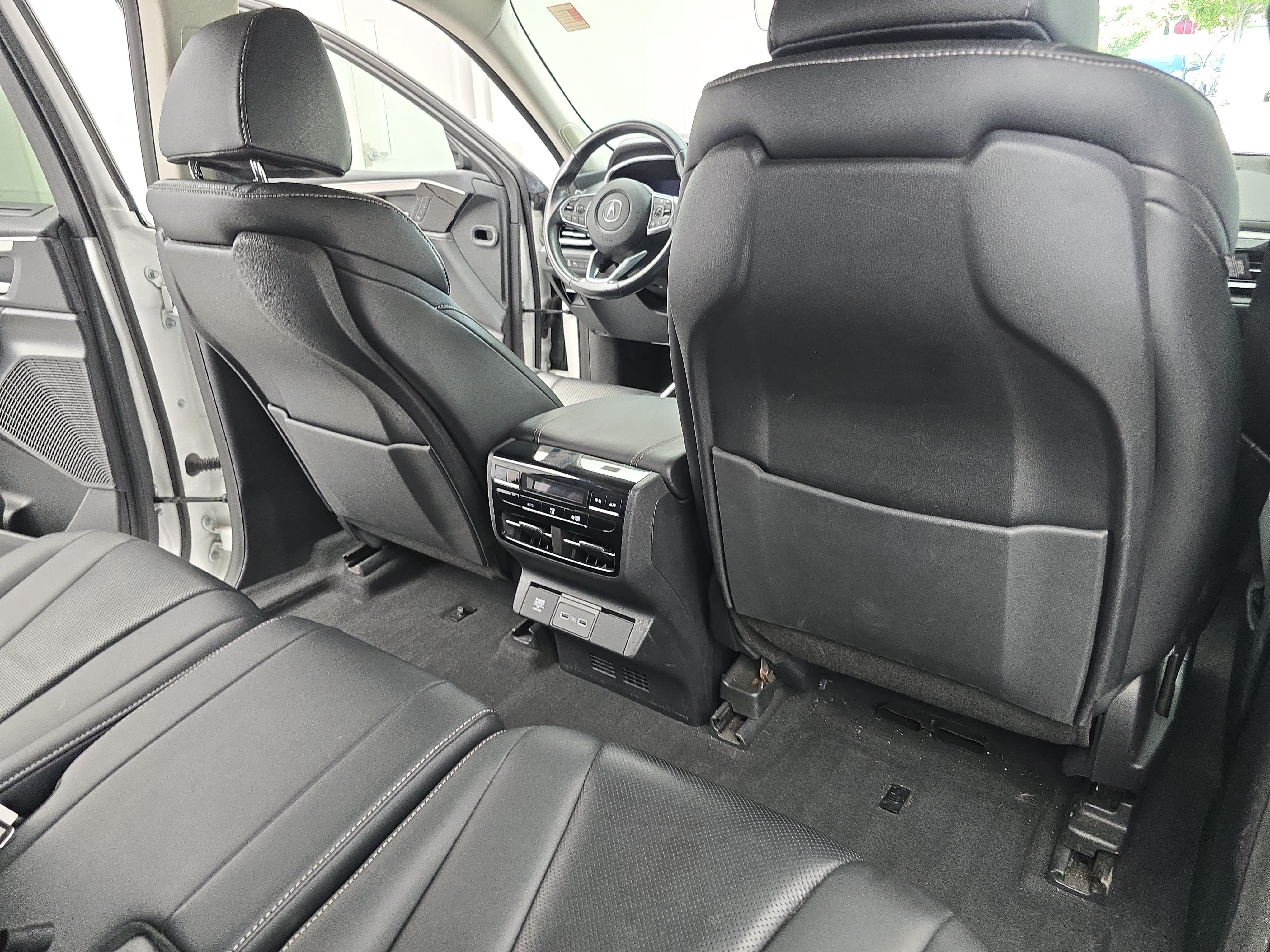 Used 2023 Acura MDX w/ Technology Package AWD/4WD image 11