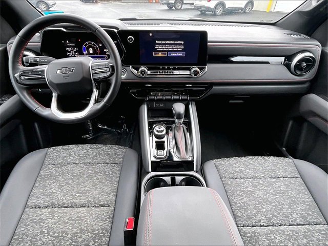 Used 2024 Chevrolet Colorado Z71 image 16