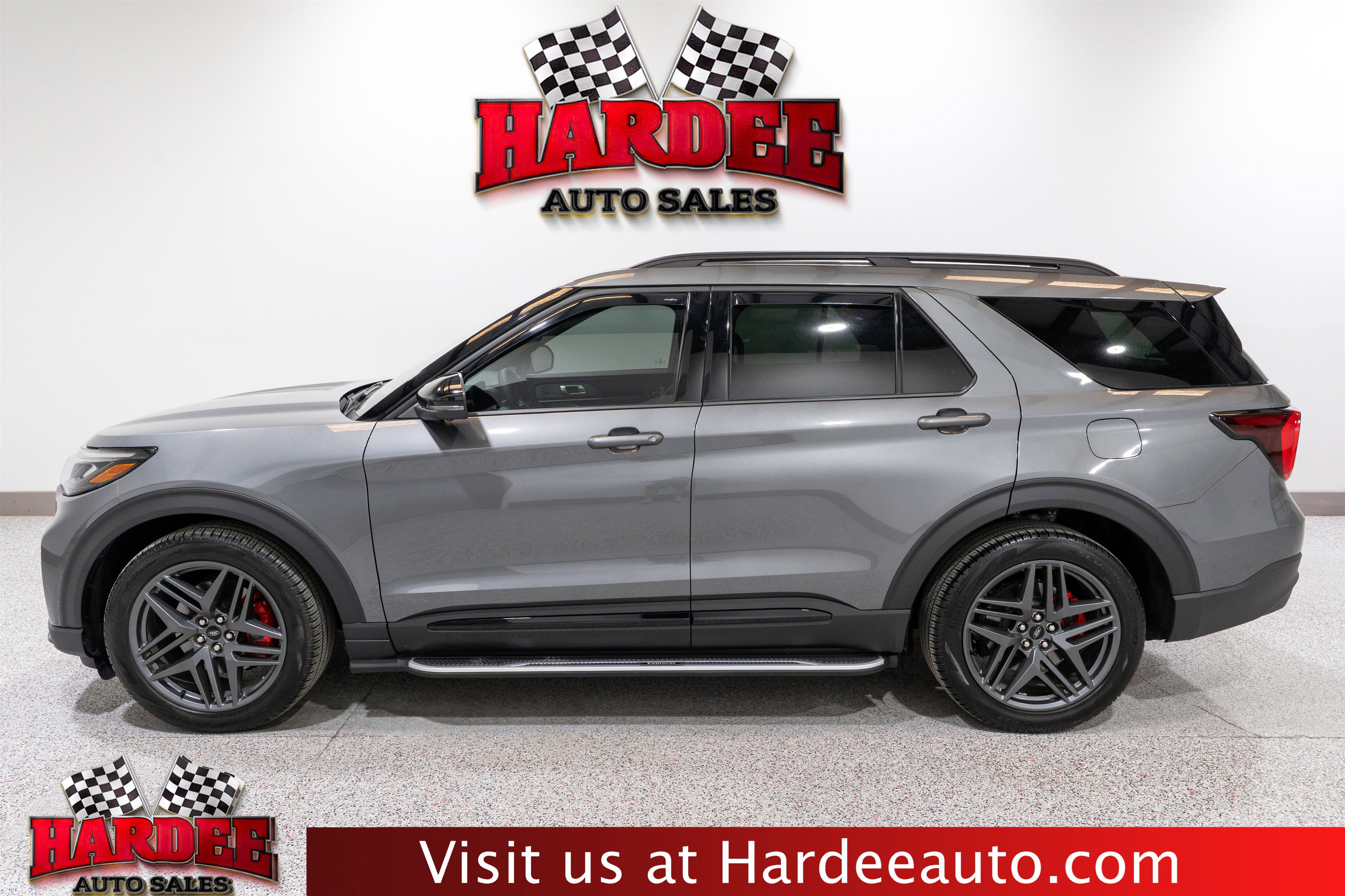 Used 2025 Ford Explorer ST w/ Sun And Sound Package image 1