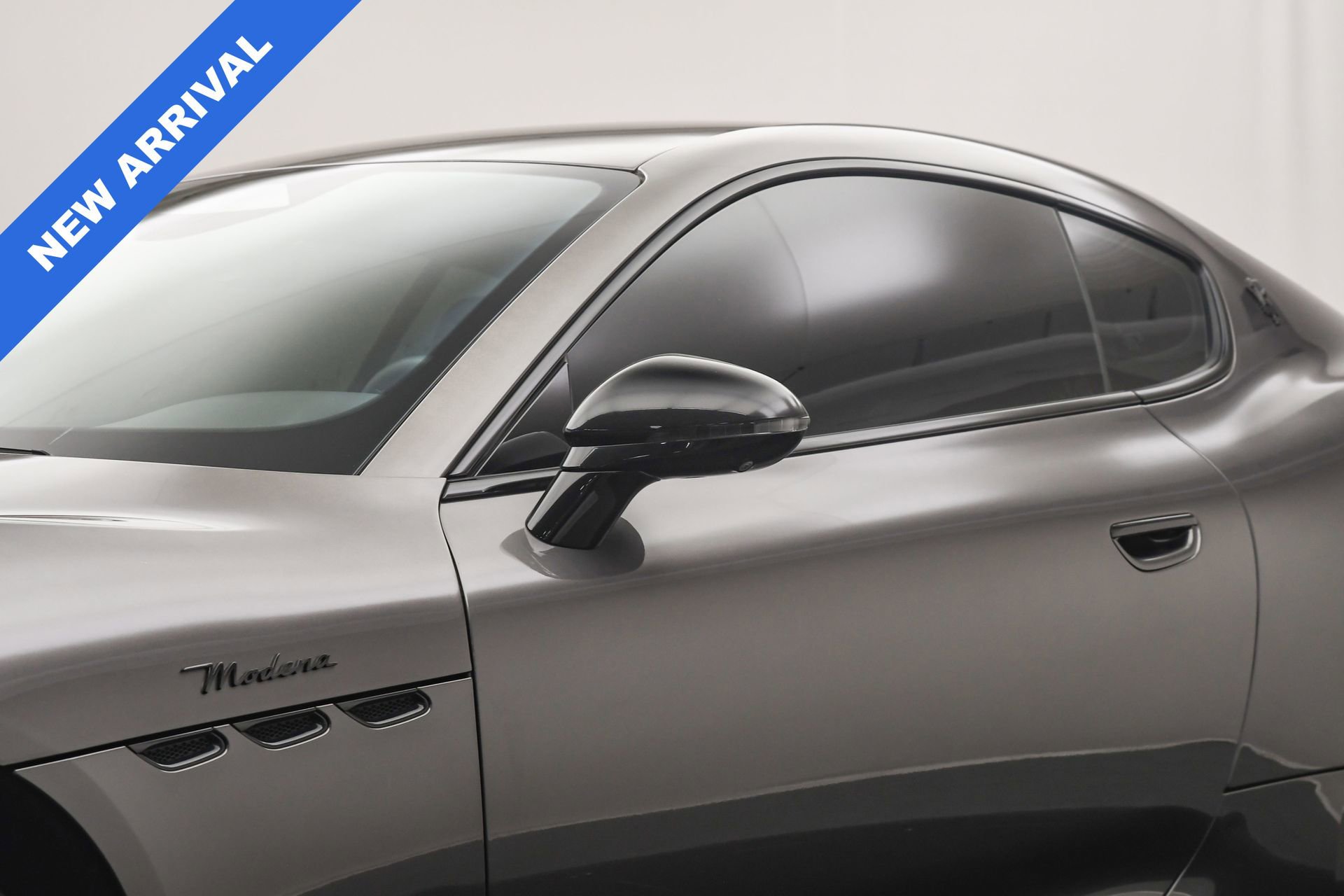 Used 2024 Maserati GranTurismo Modena image 11