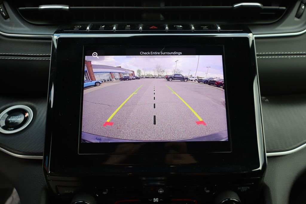 Used 2024 Jeep Grand Cherokee Laredo w/ Luxury Tech Group I AWD/4WD image 20