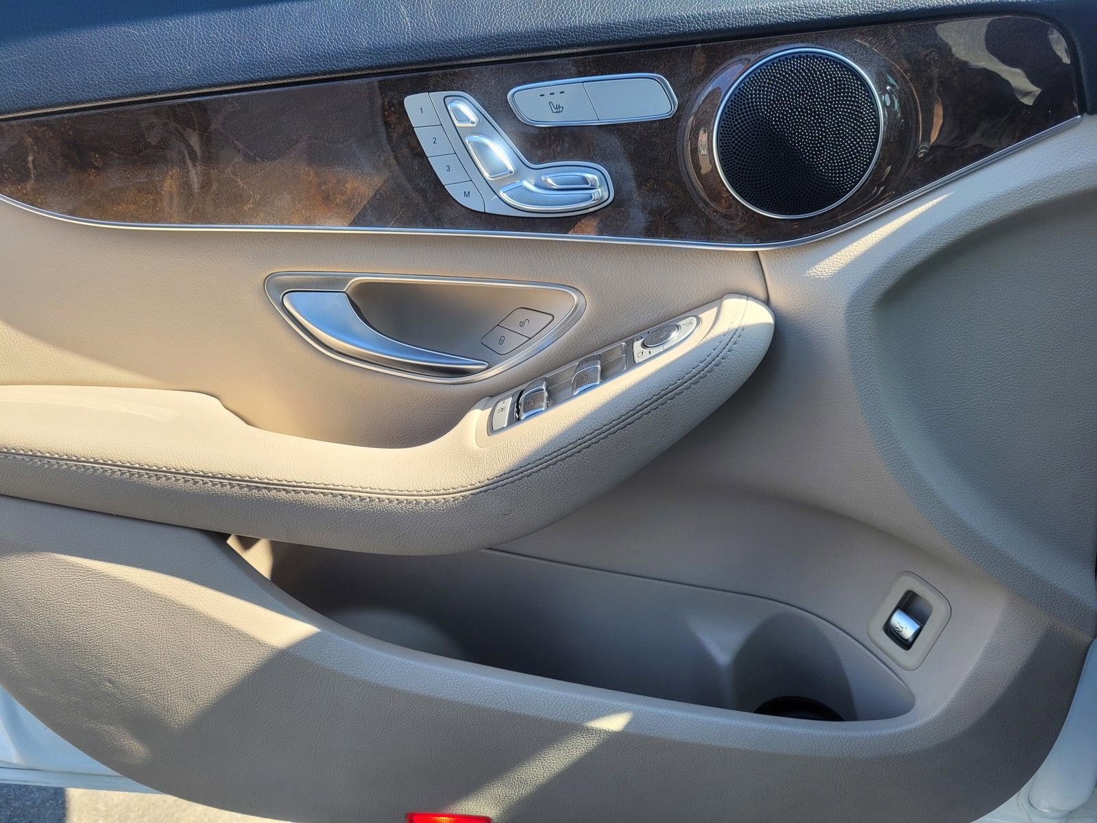 Used 2018 Mercedes-Benz C 300 Sedan image 23