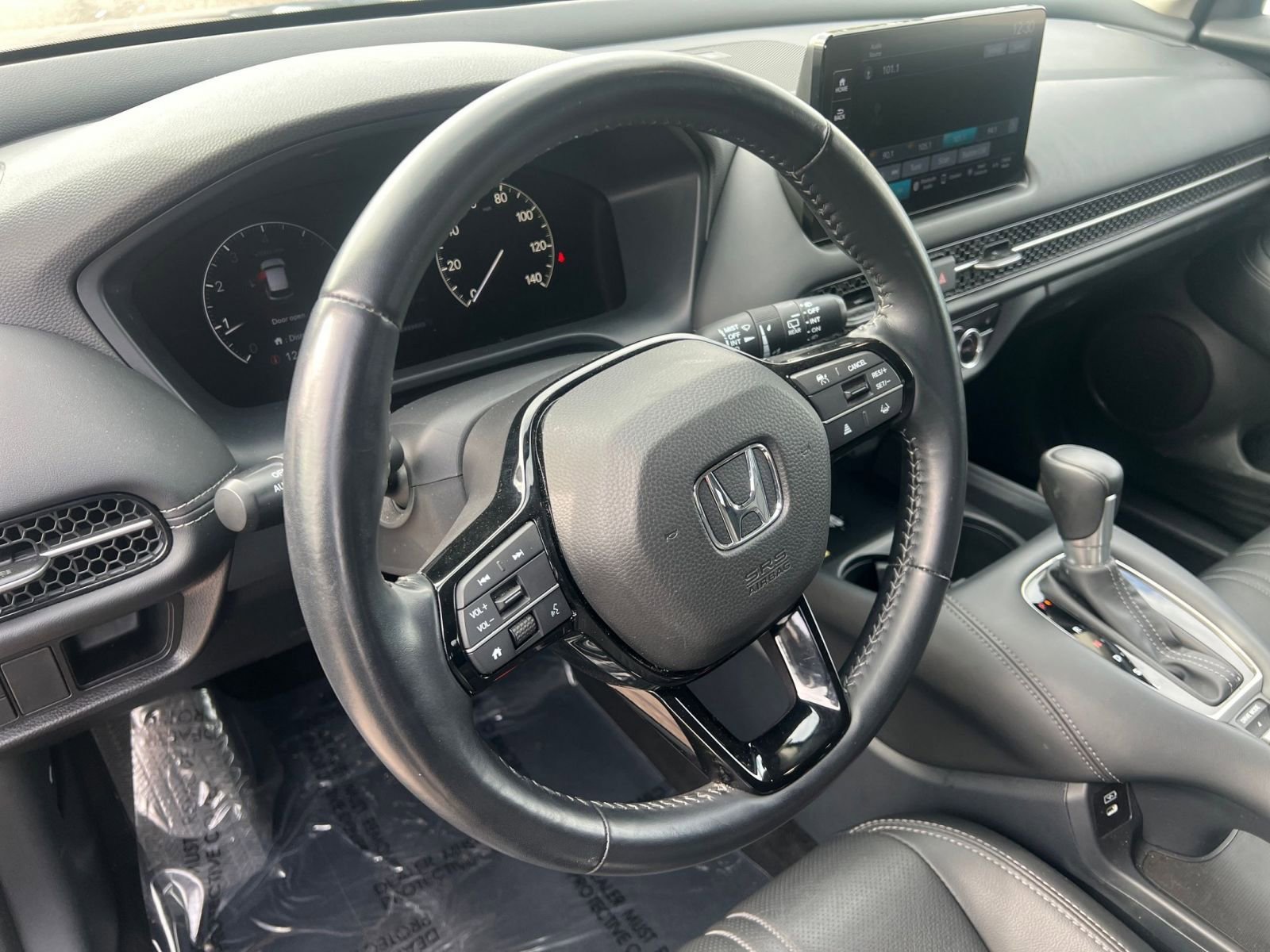 Used 2025 Honda HR-V EX-L image 28