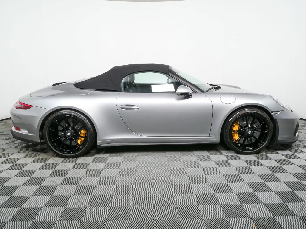 Certified 2019 Porsche 911 Speedster image 30