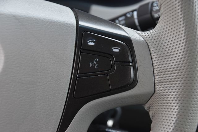 Used 2013 Toyota Sienna XLE FWD image 33