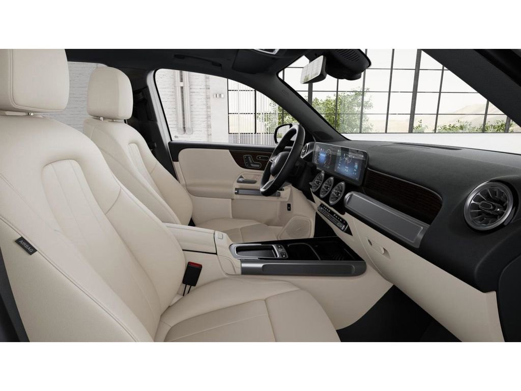 New 2026 Mercedes-Benz GLB 250 4MATIC image 4