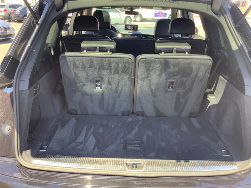 Used 2019 Audi Q7 2.0T Premium w/ Convenience Package AWD/4WD image 12