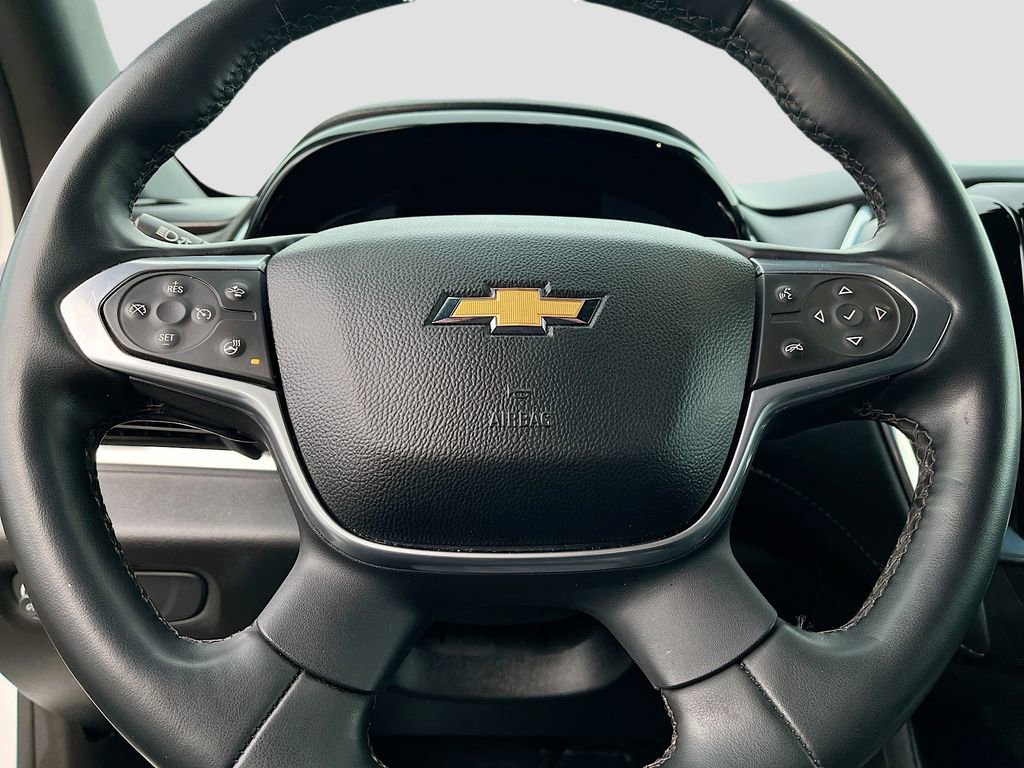 Used 2023 Chevrolet Traverse Premier image 11