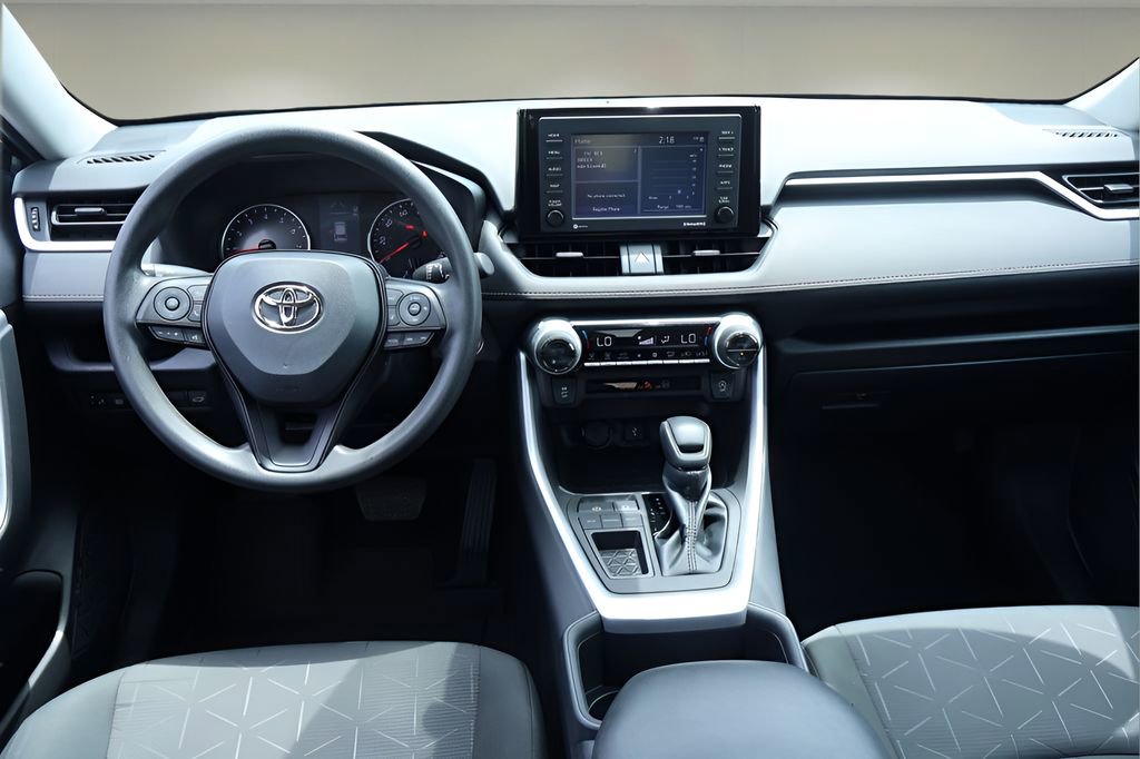 Certified 2022 Toyota RAV4 XLE w/ Convenience Package FWD image 13