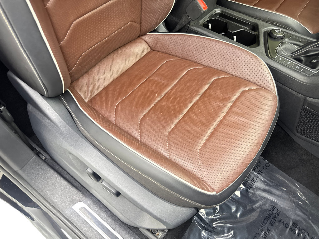 Used 2024 Volkswagen Tiguan SEL R-Line AWD/4WD image 47