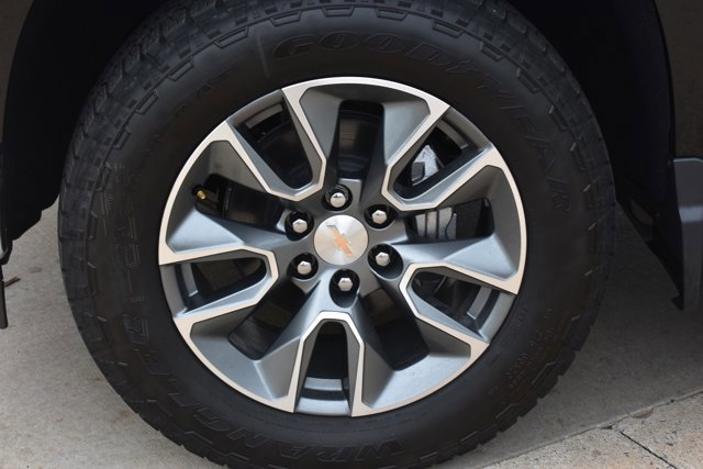 New 2026 Chevrolet Silverado 1500 LT w/ Z71 Off-Road Package image 11