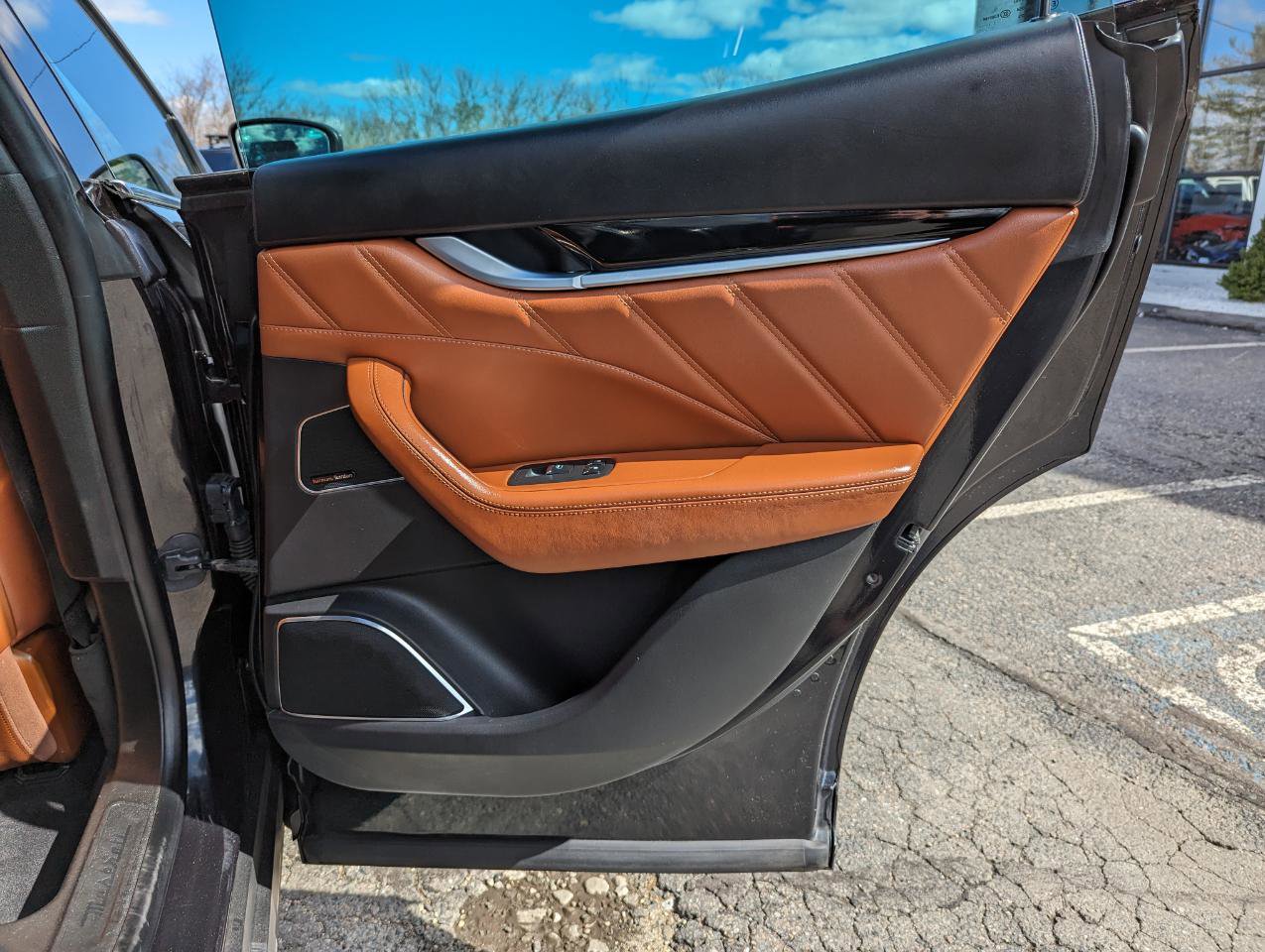 Used 2022 Maserati Levante Modena image 36