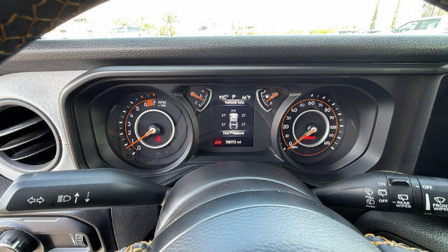 Used 2024 Jeep Wrangler Unlimited Sport AWD/4WD image 29