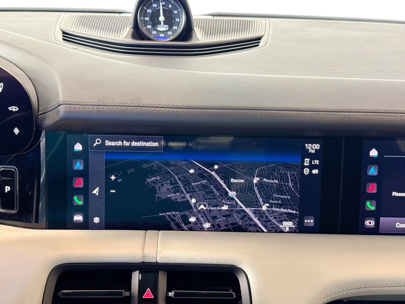 Certified 2022 Porsche Taycan GTS w/ Premium Package (P6U) image 17