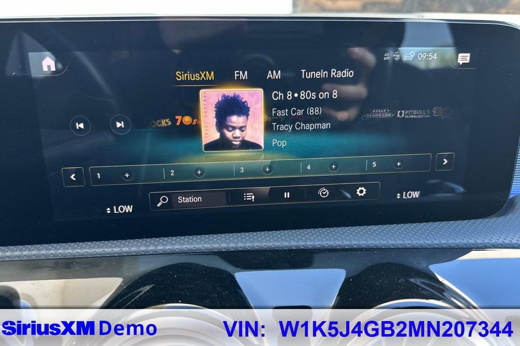 Used 2021 Mercedes-Benz CLA 250 image 32