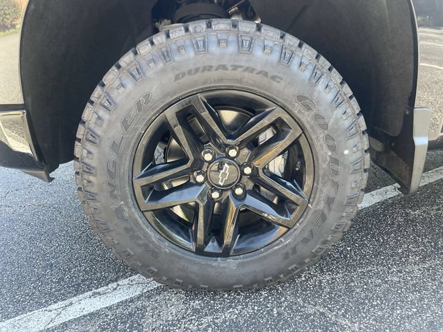 Used 2024 Chevrolet Silverado 1500 Custom Trail Boss AWD/4WD image 10