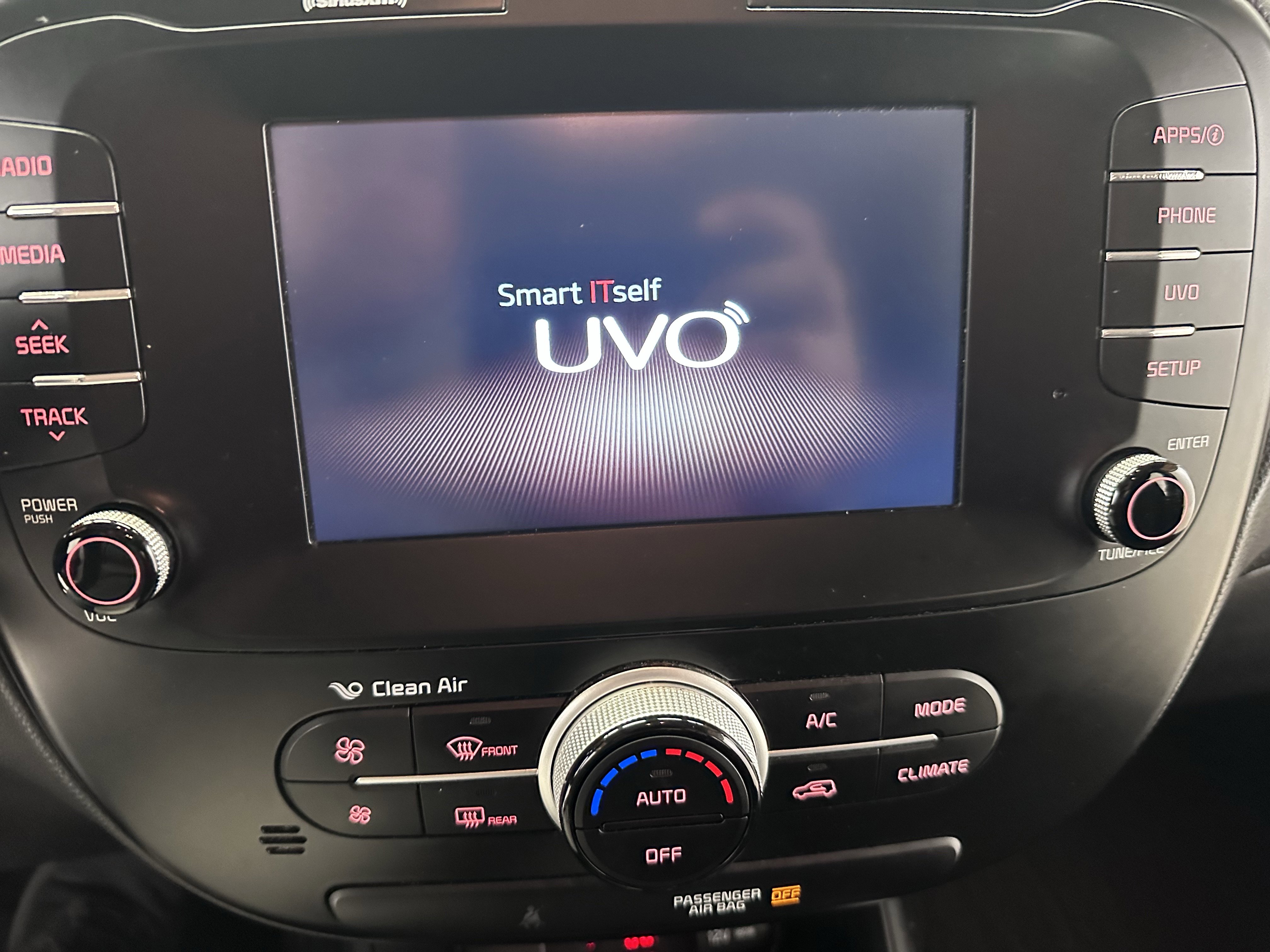 Used 2018 Kia Soul + image 35