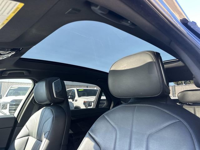 Used 2024 BMW 740i image 18