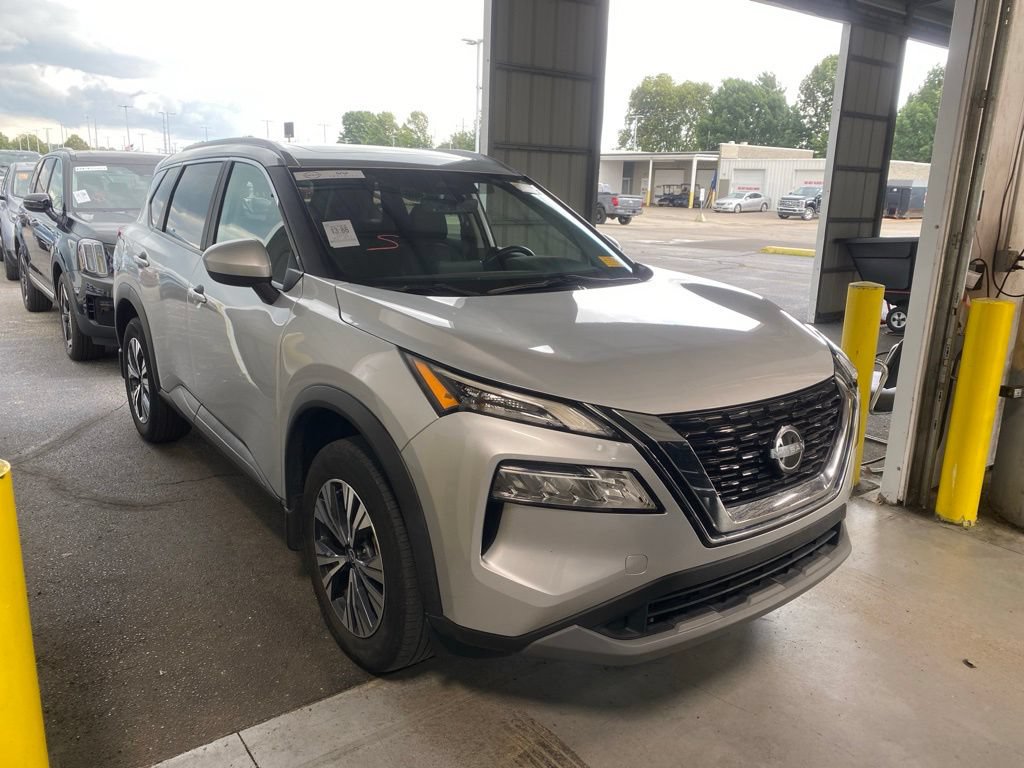 Used 2023 Nissan Rogue SV w/ SV Premium B Package AWD/4WD image 1
