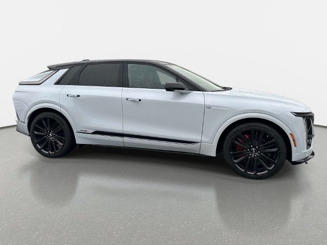 New 2026 Cadillac Lyriq V w/ LPO, Floor Liner Package AWD/4WD image 7