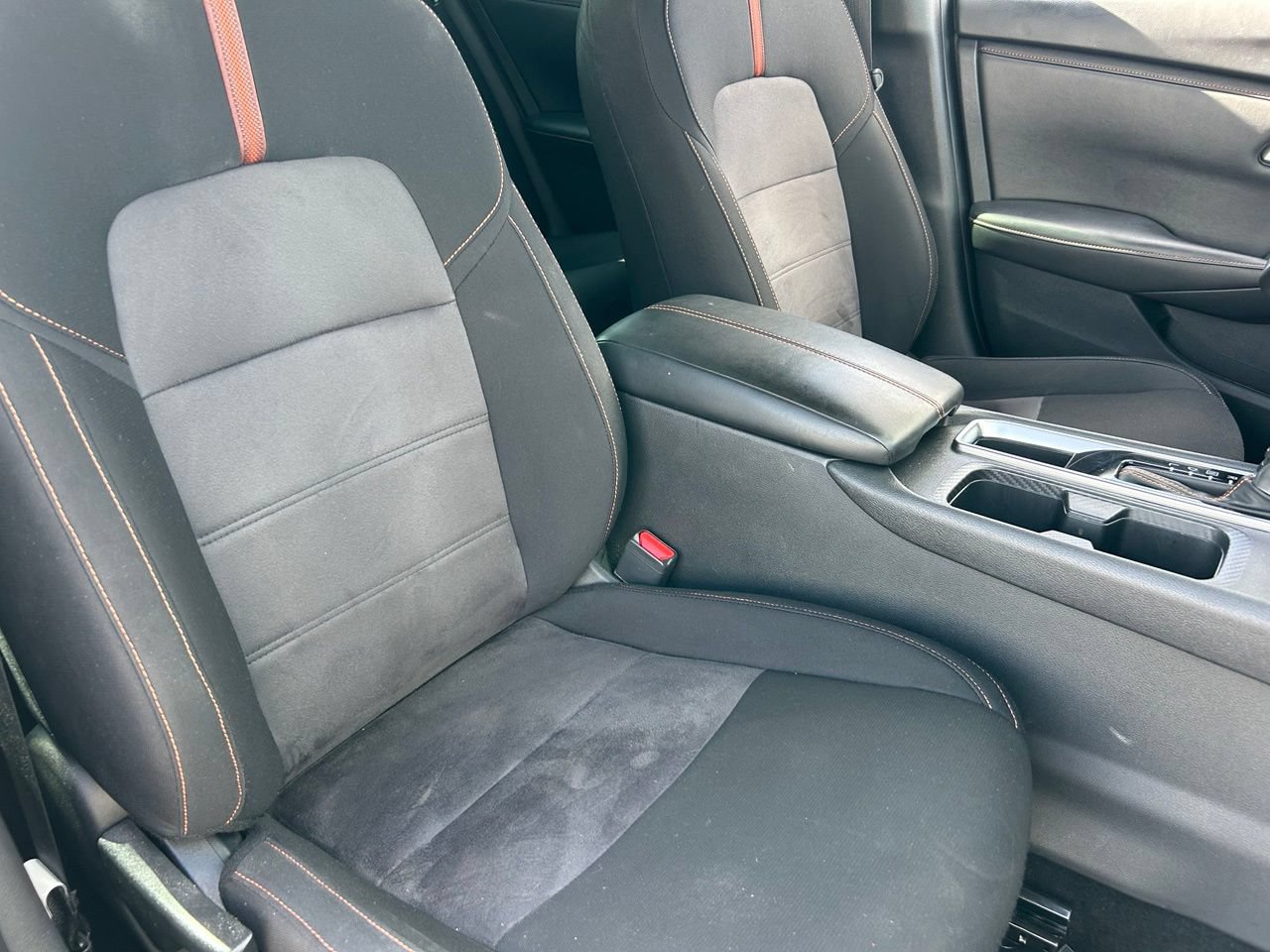 Certified 2023 Nissan Sentra SR w/ Midnight Edition Package FWD image 11