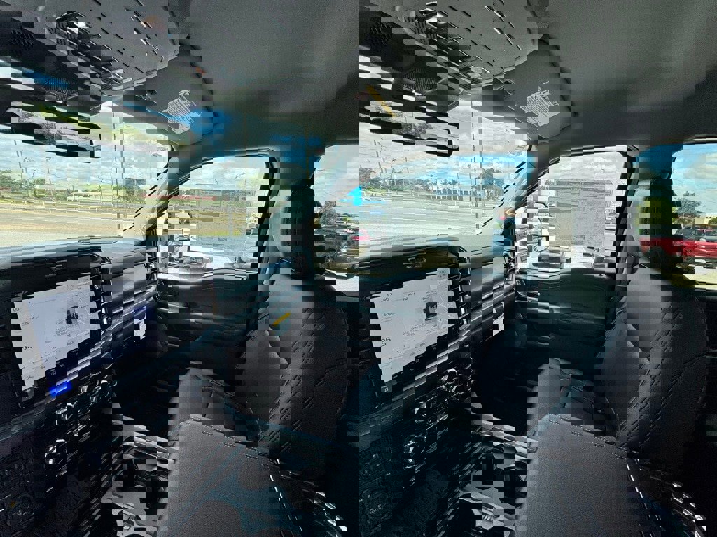 New 2026 Ford F350 Lariat image 29