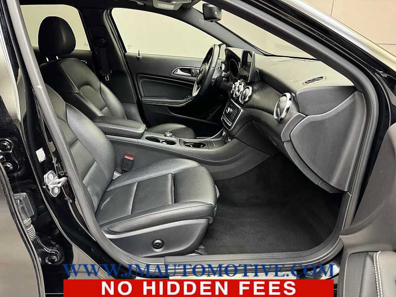 Used 2018 Mercedes-Benz GLA 250 4MATIC image 20