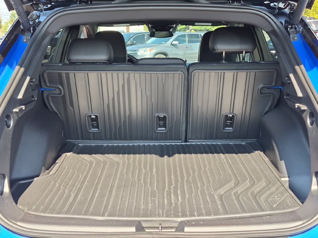 Certified 2026 Chevrolet Equinox EV RS AWD/4WD image 26