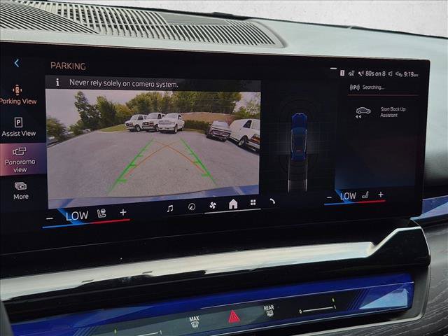 Used 2024 BMW i5 eDrive40i w/ Convenience Package RWD image 11