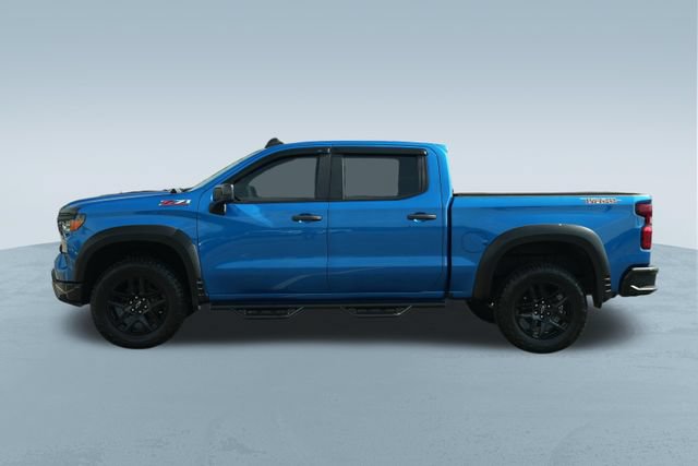 Used 2022 Chevrolet Silverado 1500 Custom Trail Boss w/ LPO, Dark Essentials Package AWD/4WD image 4