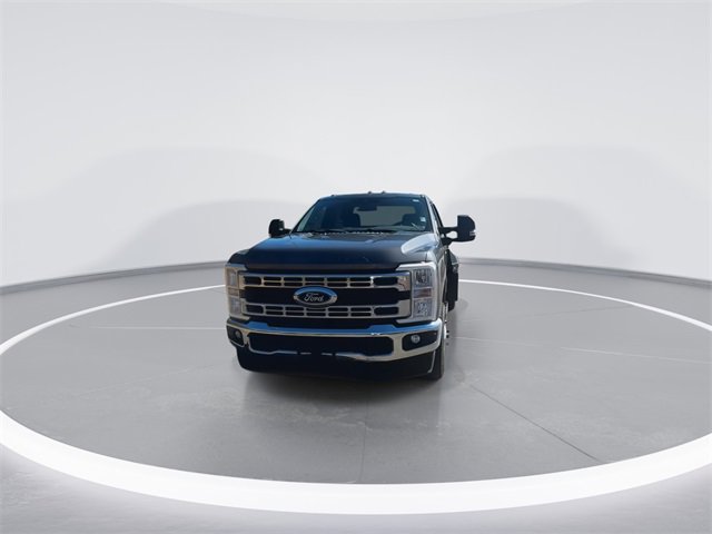 Used 2023 Ford F350 XL w/ XL Chrome Package image 3