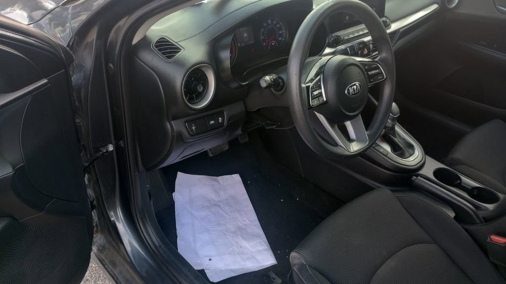 Used 2019 Kia Forte LXS image 7