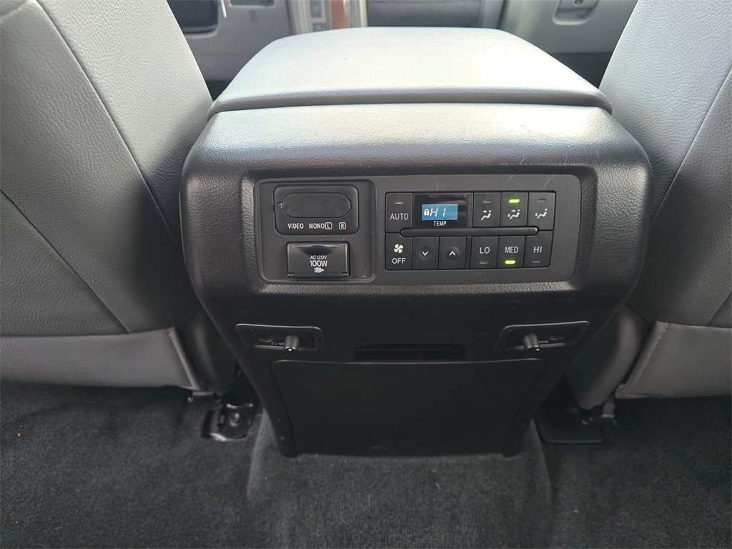 Used 2017 Toyota Sequoia Platinum image 14