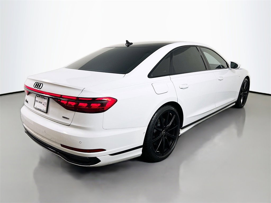 Used 2022 Audi A8 L 3.0T w/ Executive Package image 7