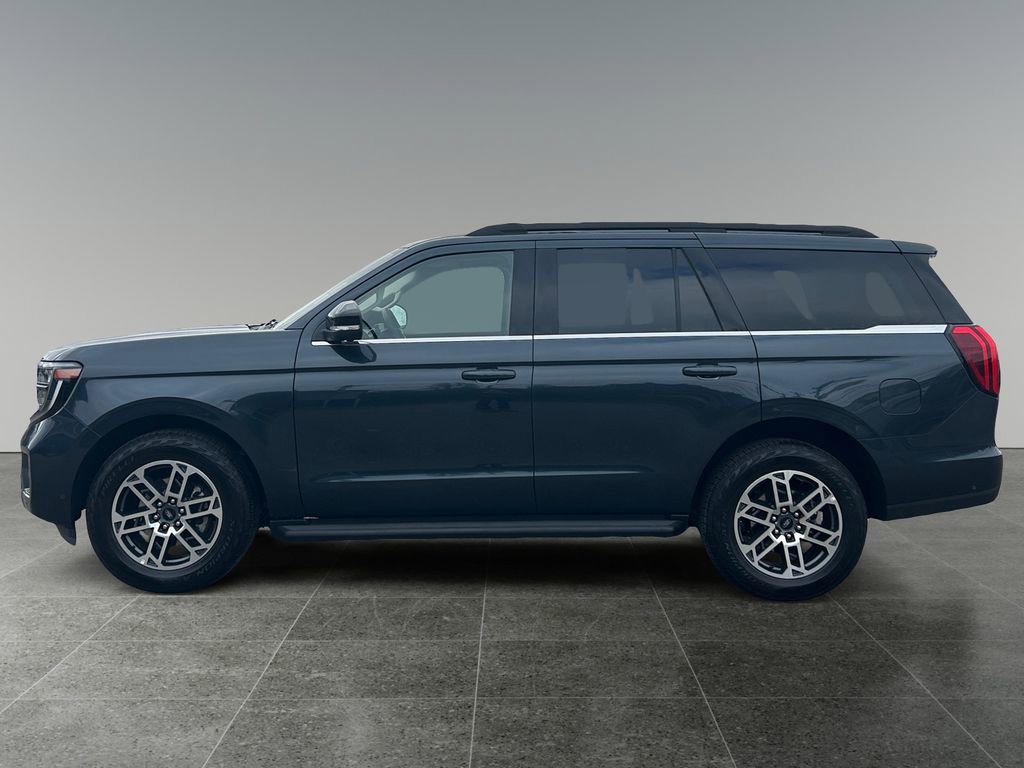 Used 2025 Ford Expedition Active image 4