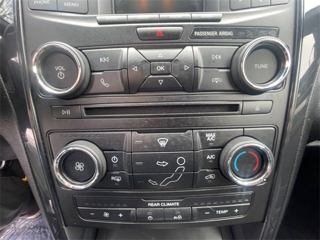 Used 2017 Ford Explorer XLT image 22