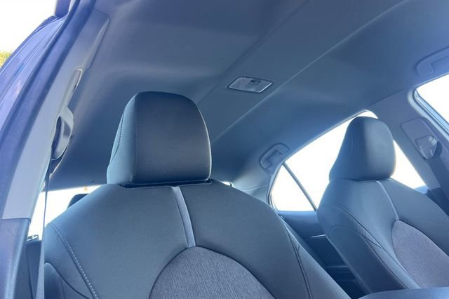 Used 2023 Toyota Camry LE image 19