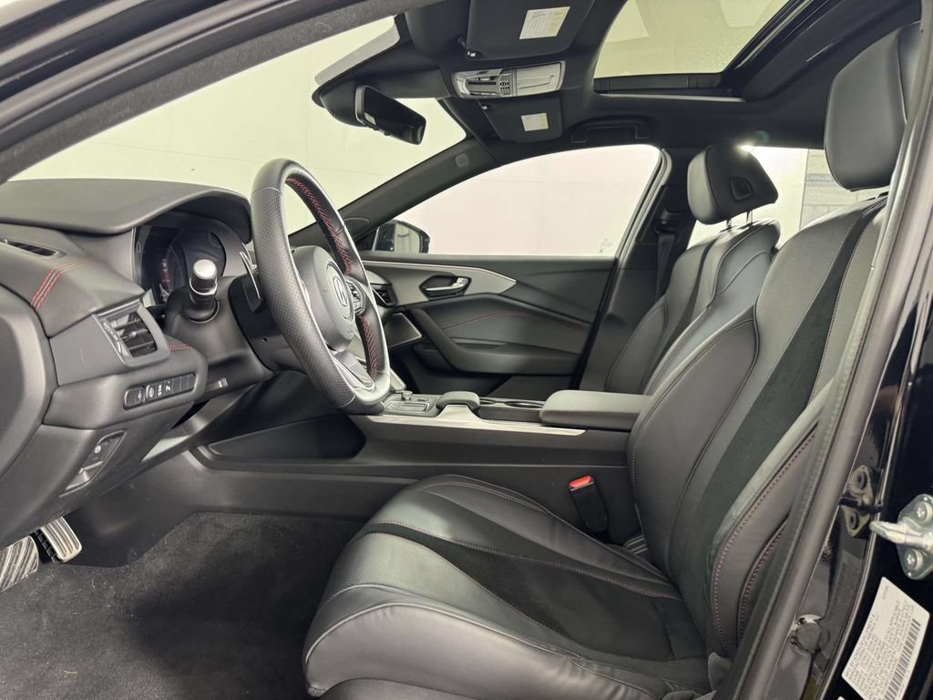 Used 2025 Acura TLX SH-AWD w/ A-SPEC Pkg image 4